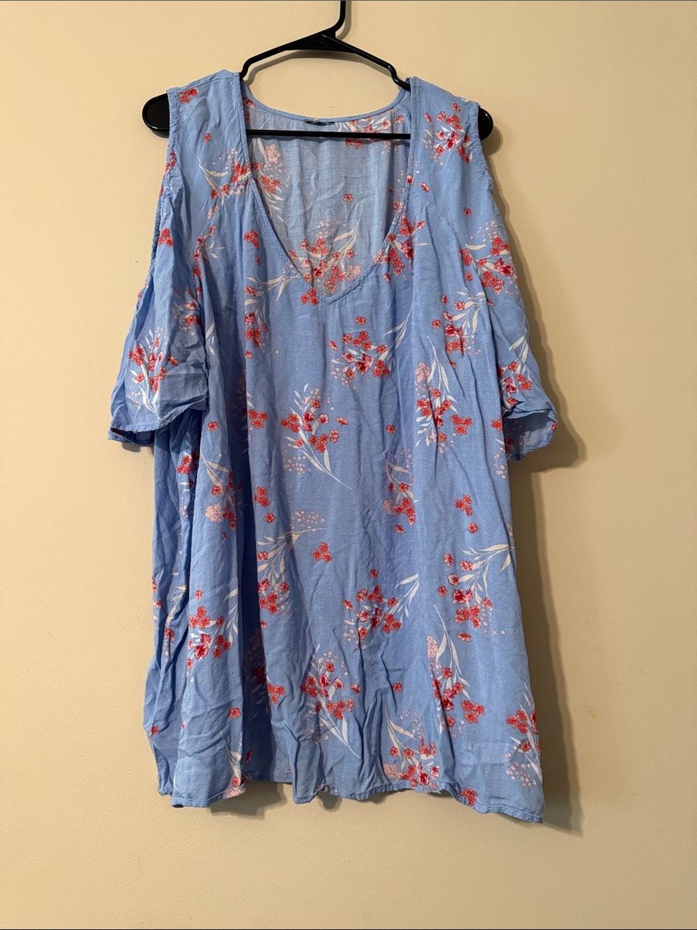 torrid Blue Floral V-Neck Tunic with Floral Accents
